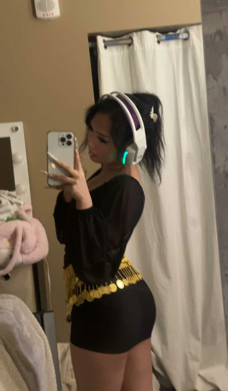 Samantha Yang Hmong porn model img