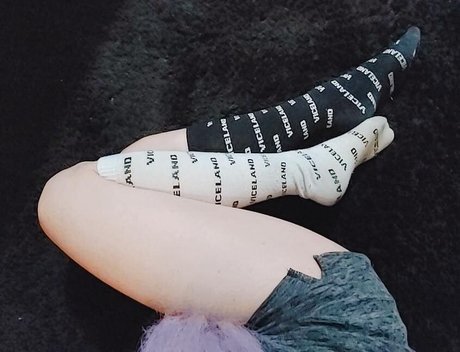 achilles heelz nude actress pics