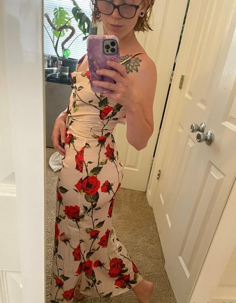 sunnybabe22 model high quality photos