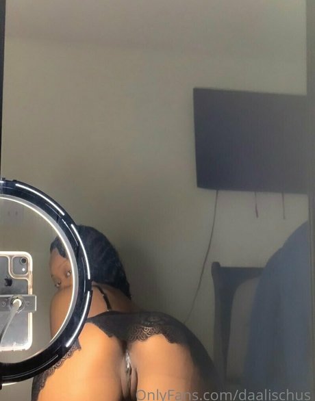 daalischusrose model sexy pictures