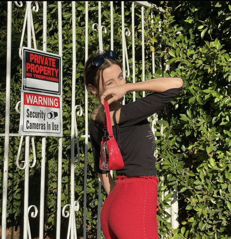 Emma Chamberlain star hd galleries