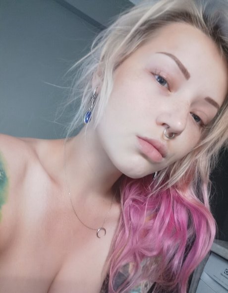 Lorelaye exclusive actress photos