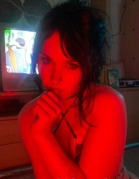 freebunnii nude pornstar photos