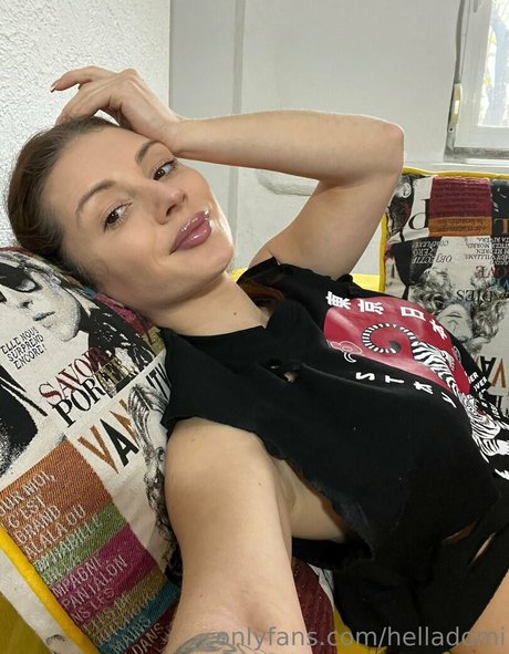 lelyamult pornstar adult pics