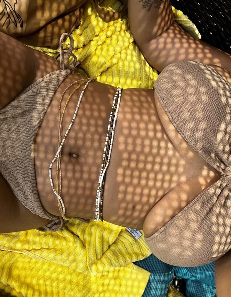 Jaden Alexiis hd actress image