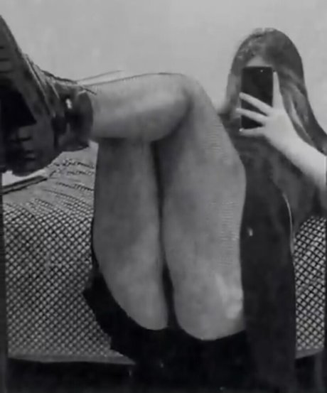 sar eliii high quality actress pic