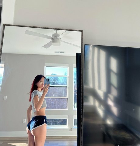 thejinnychu model hot img