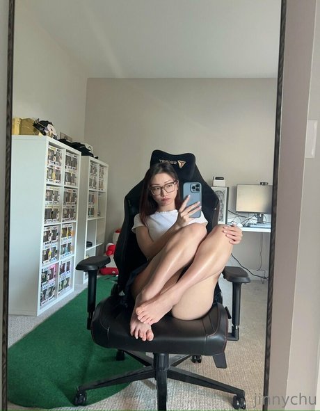 thejinnychu naked pornstar picture