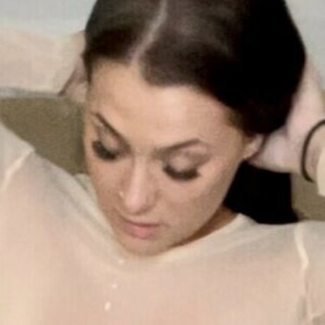 Ajeacoma high quality actress picture