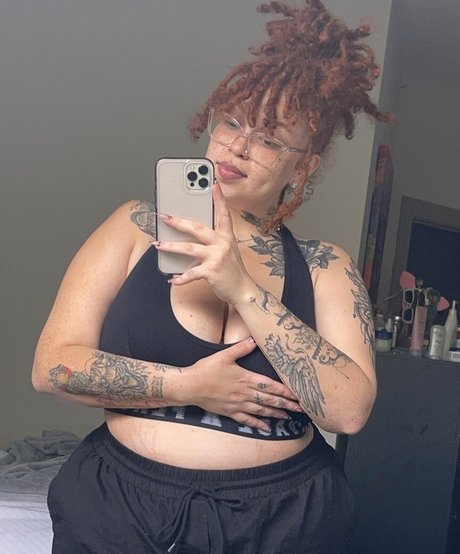 celebrity gay onlyfans top photo