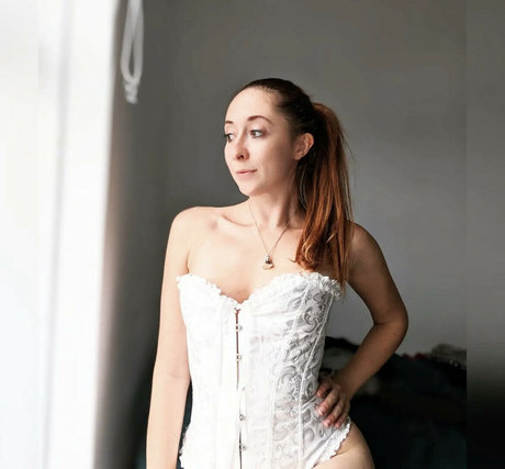 Ellie Hayden porn star photos