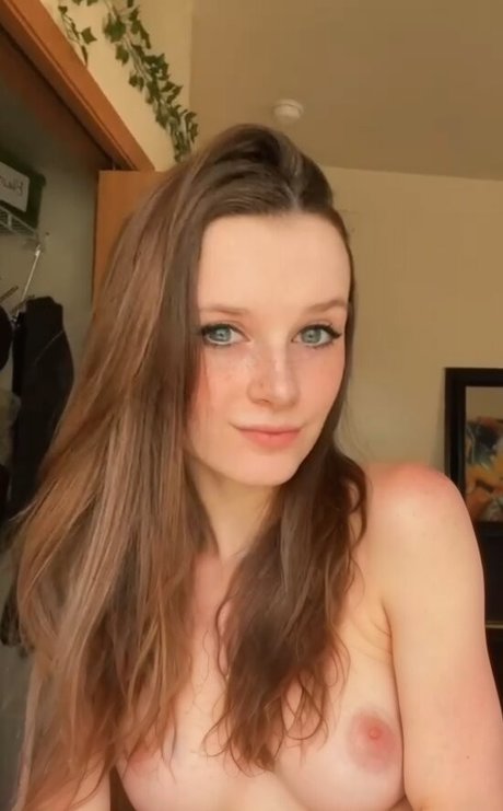 izassassin beautiful model pictures