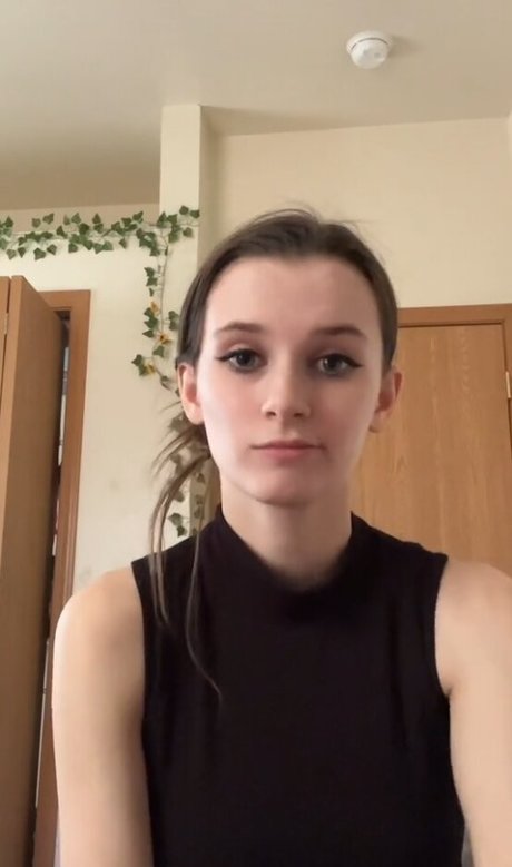 izassassin perfect actress images