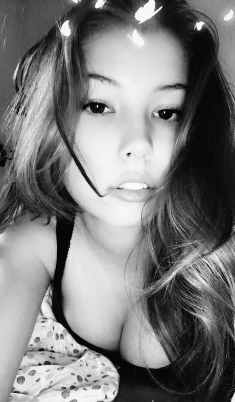 Emily Asmr model best photos