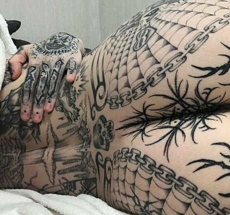 babyskeleton art actress picture