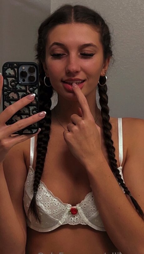 ellie vandeel star nice images