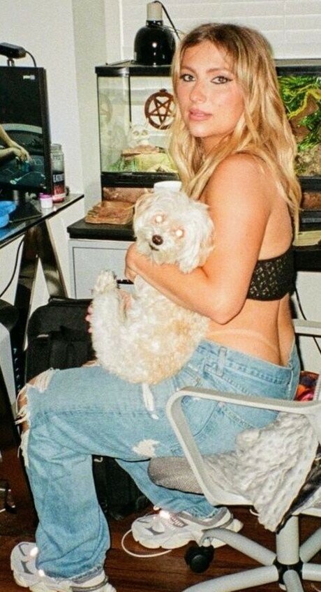 Annie Lederman Profile pic