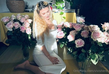 Vivianishere best pornstar photo