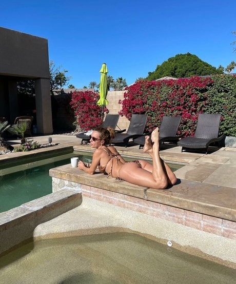 Lorena Comparato pornstar free photos