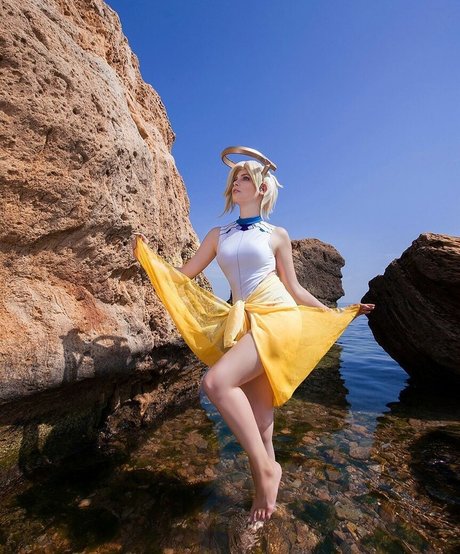 FaidEyren model free pictures