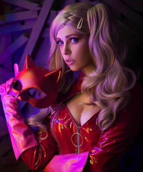 FaidEyren star adult images