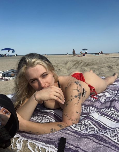 Maddyalivia beautiful star pictures