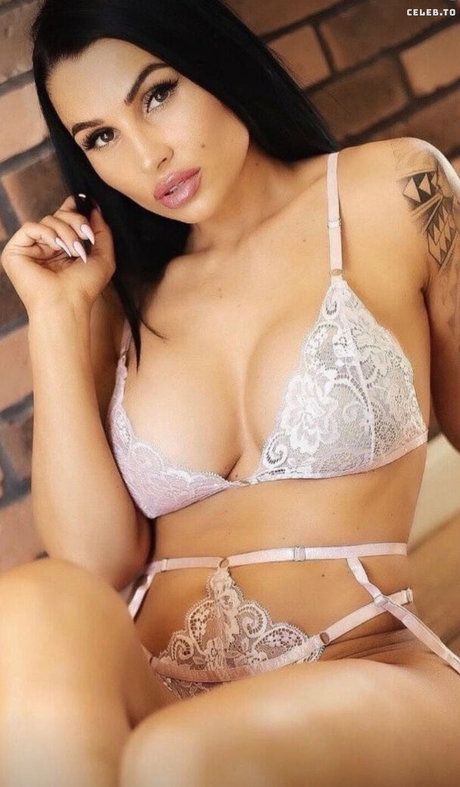 Oksana Alma pornstar hd photos