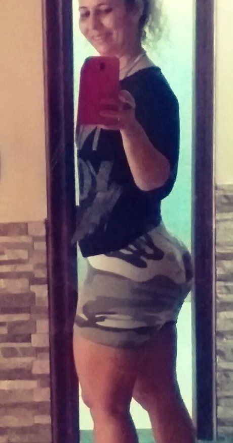 Soninha Coroa porn star gallery