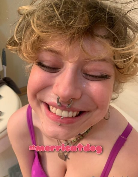 merricatdog sexy model pic