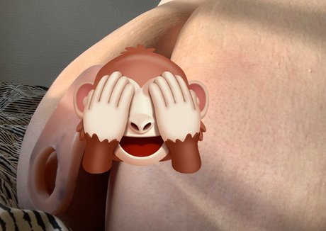 Shroompink star erotic pics