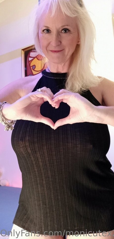 monicutex2 best model pic