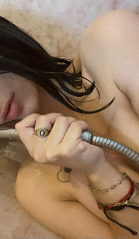 lilithnefilim model adult pic