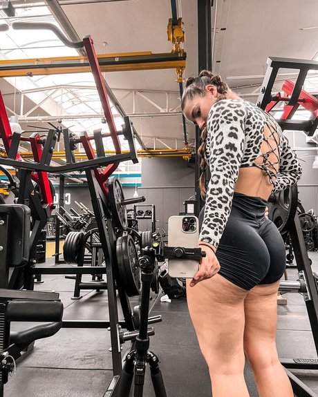 gym shorts onlyfans perfect pics