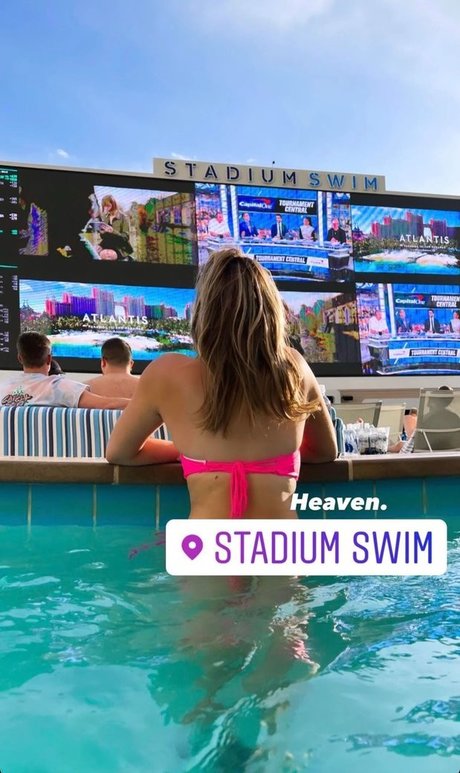 Annie Agar exclusive pornstar pictures