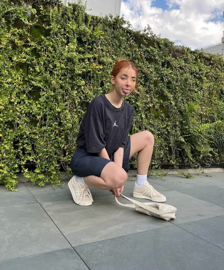 Thaiga star top picture