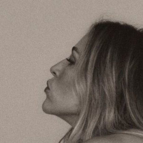 Luana Piovani naked star images