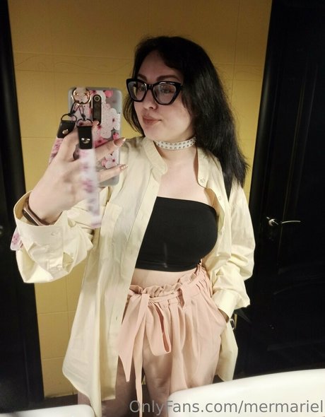 mermariel model xxx photo