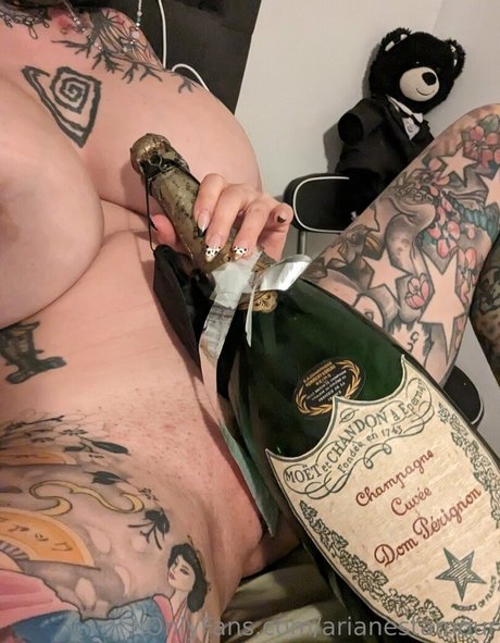 arianestamour xxx actress pic