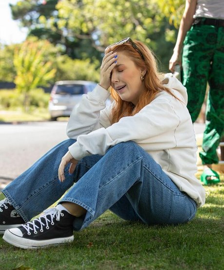 Tannar Eacott star naked picture