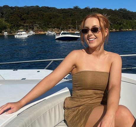 Tannar Eacott star art pics