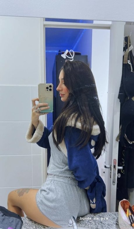 Caputile sex actress pic