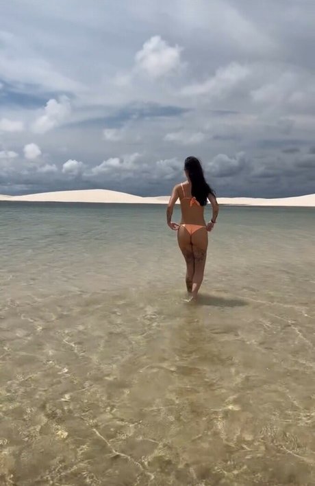 Caputile pornstar erotic photo