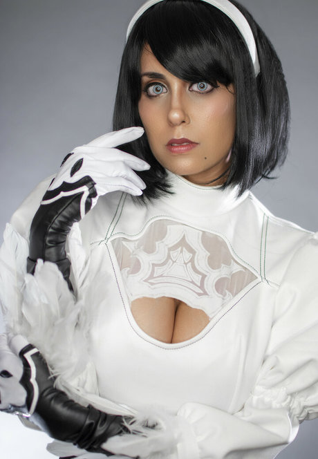 Khainsaw art model photos