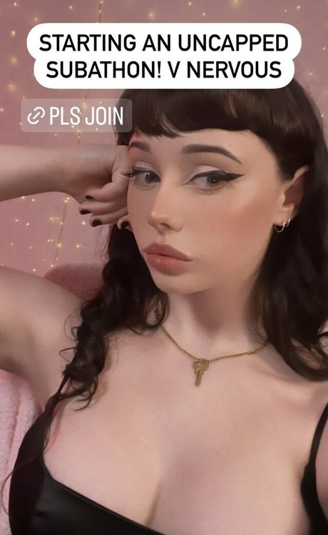 LivBev pretty model photos