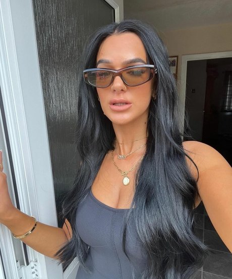 Louise Reid model porn archive