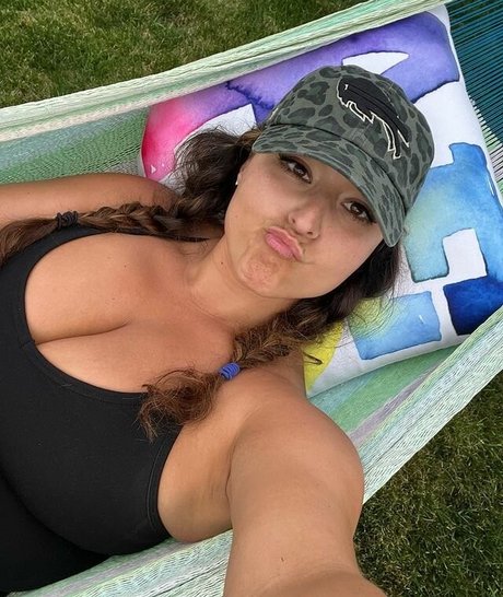 Cheer bearr22 pornstar sexy photos