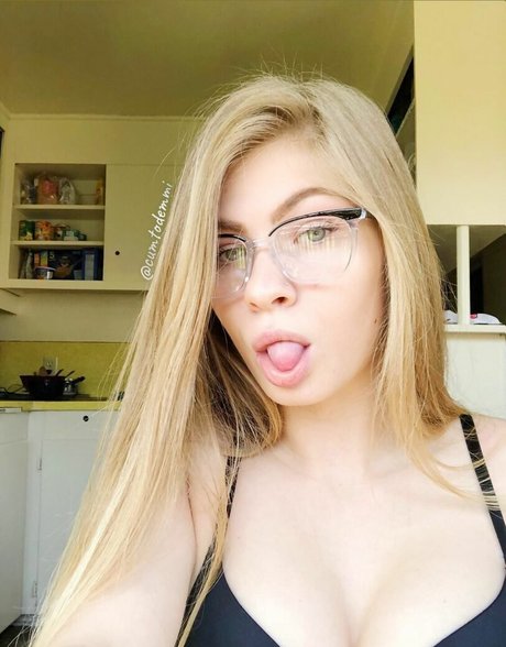 Demmi Dunn model hd images