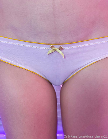 dorasexplorer nudes model photos