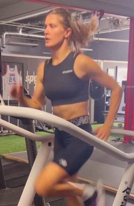 Eugenie Genie Bouchard nudes model picture