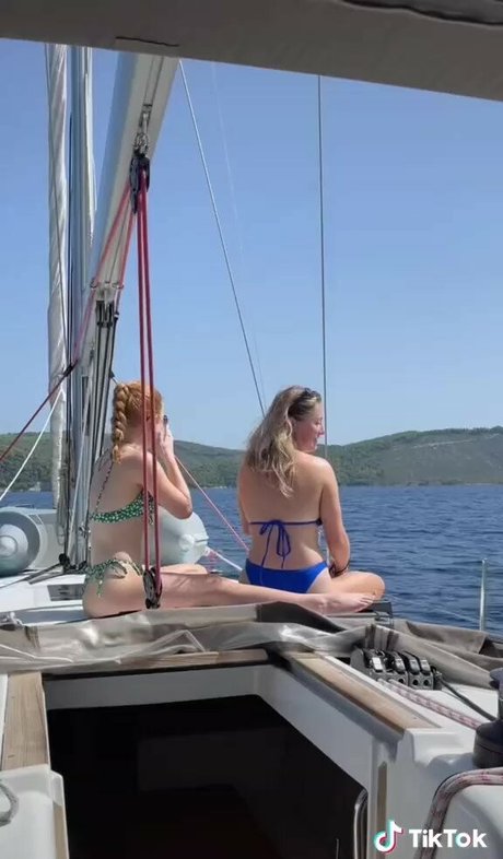 Rosyshimmer naked model galleries